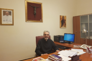 Entrevista con Mons. Luis Marín, Subsecretario del Sínodo de los Obispos